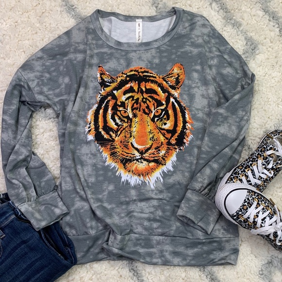 Tie Dye Grey Tiger Lightweight Sweatshirt - Picture 1 of 2